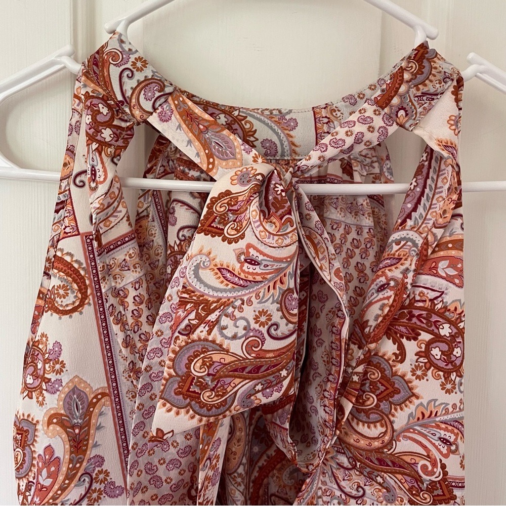 Small Bandana Style Top - Picture 2 of 4